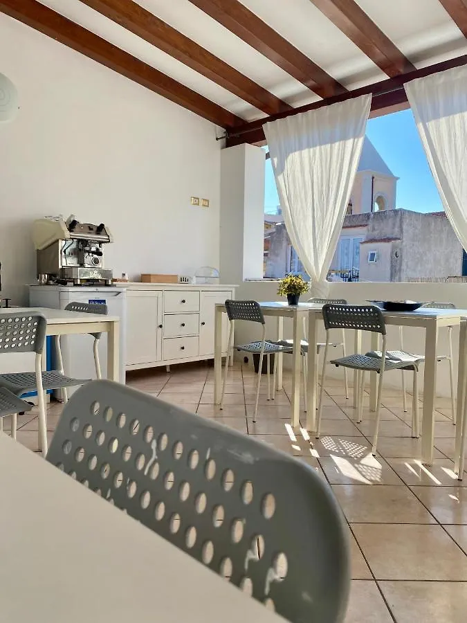 Отель Mamamia #Lipari 2*, Липари Италия